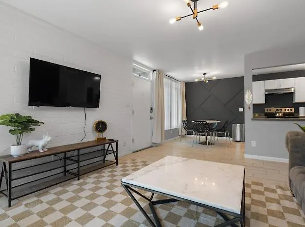 Apartment Mirage *